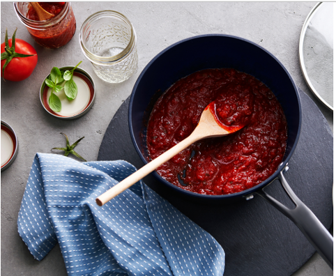 Tomato paste in toxin free sauce pan 